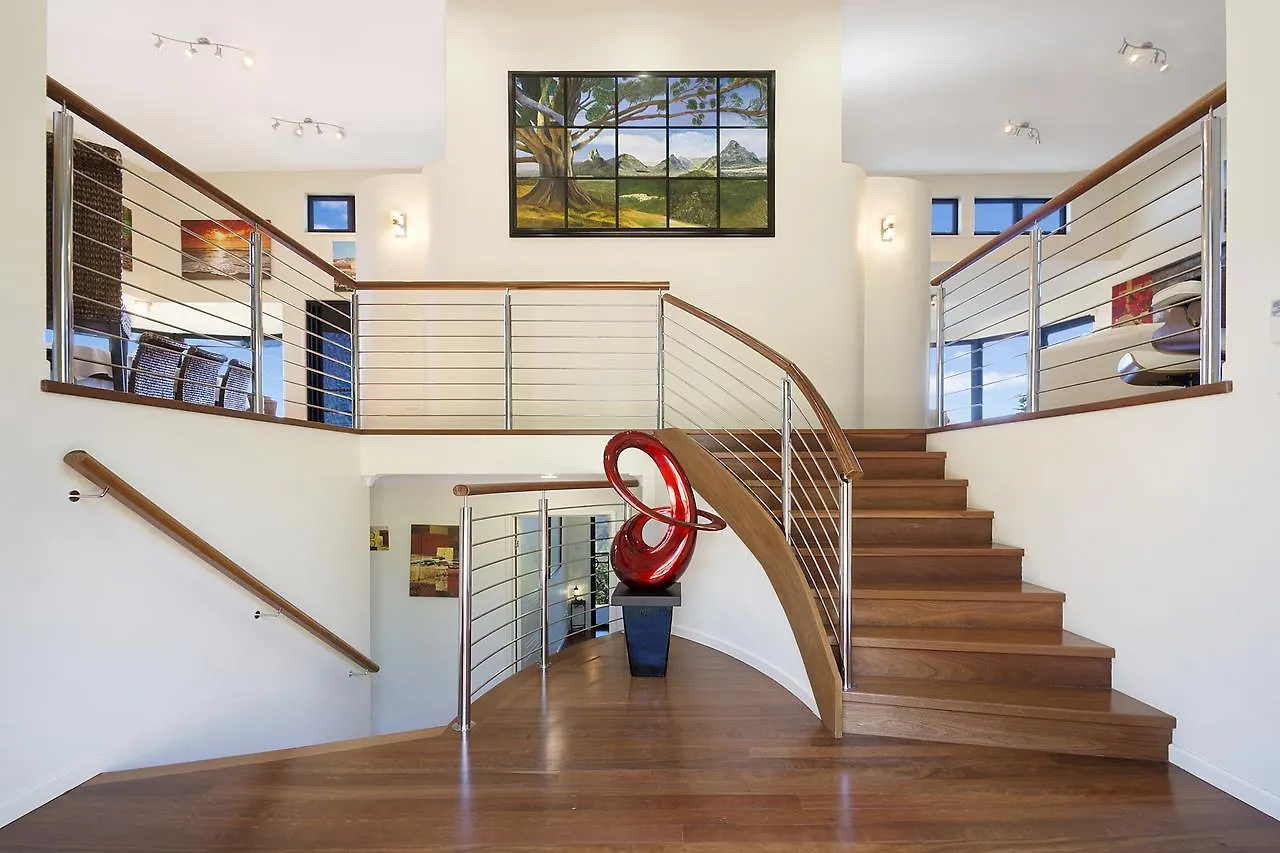 Holiday home Rainbow'S End Villa Montville