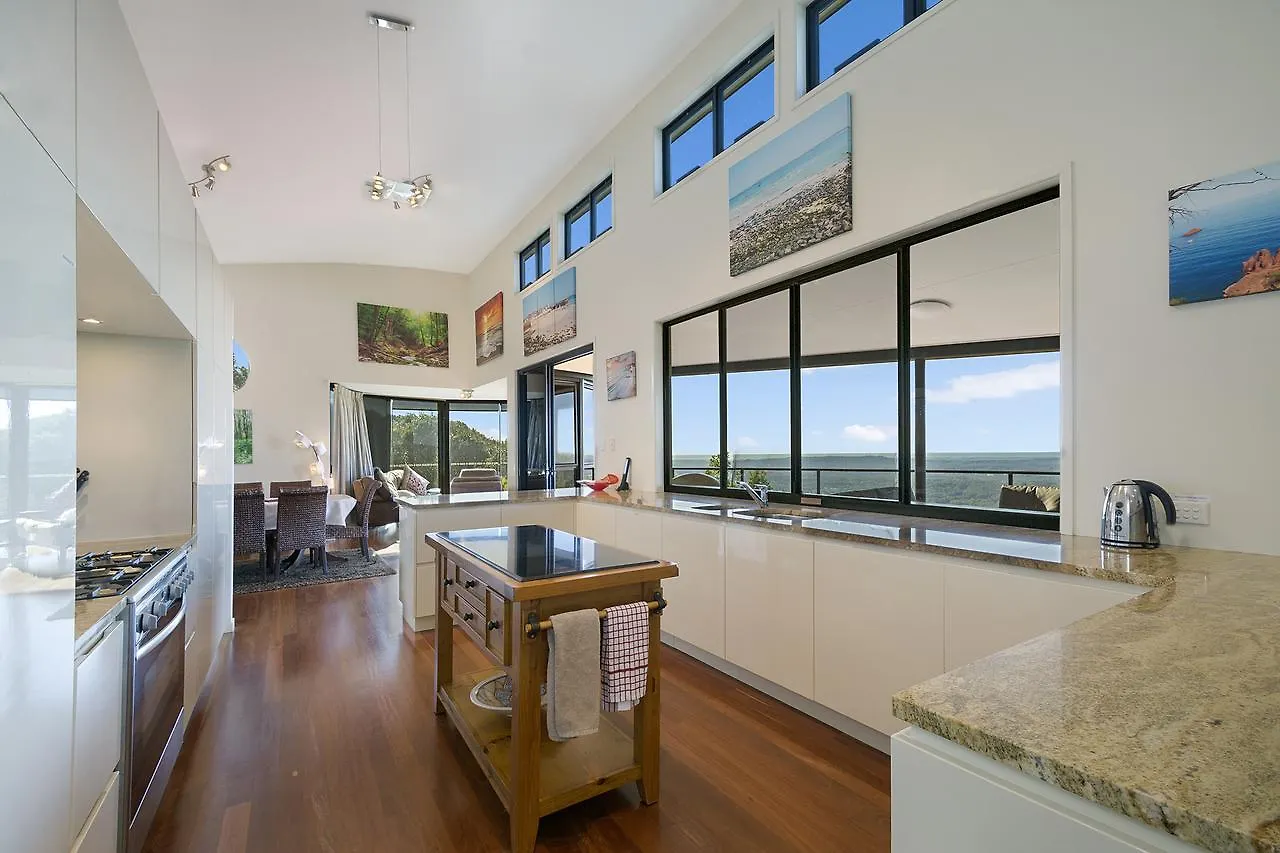 Holiday home Rainbow'S End Villa Montville Australia